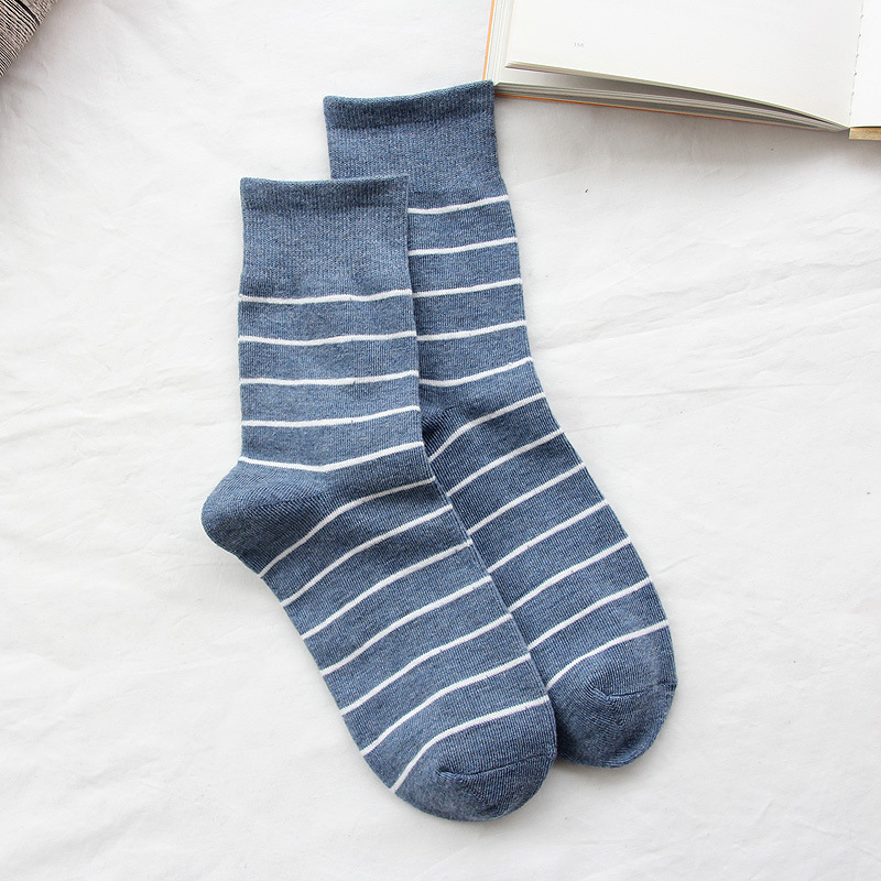 Classic Striped Crew Socks In  Japanese Institute Wind Tide Cotton Socks 12 Colors